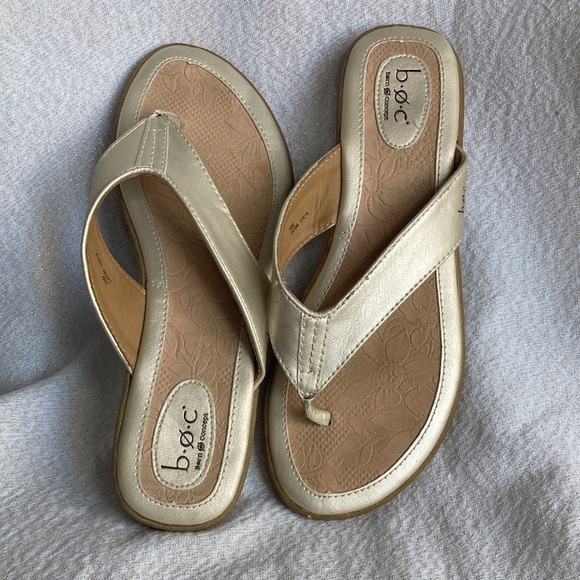 Women's b.o.c. Metallic Zita Thong Sandals Size 10M - Picture 5 of 6